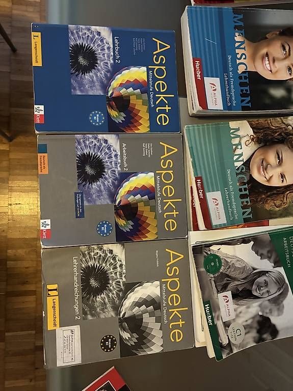 Libri: Aspekte B2  Lehrbuch, Arbeitsbuch & Lehrerhandbuch – Usato da Zürich venduto da Mare021 1