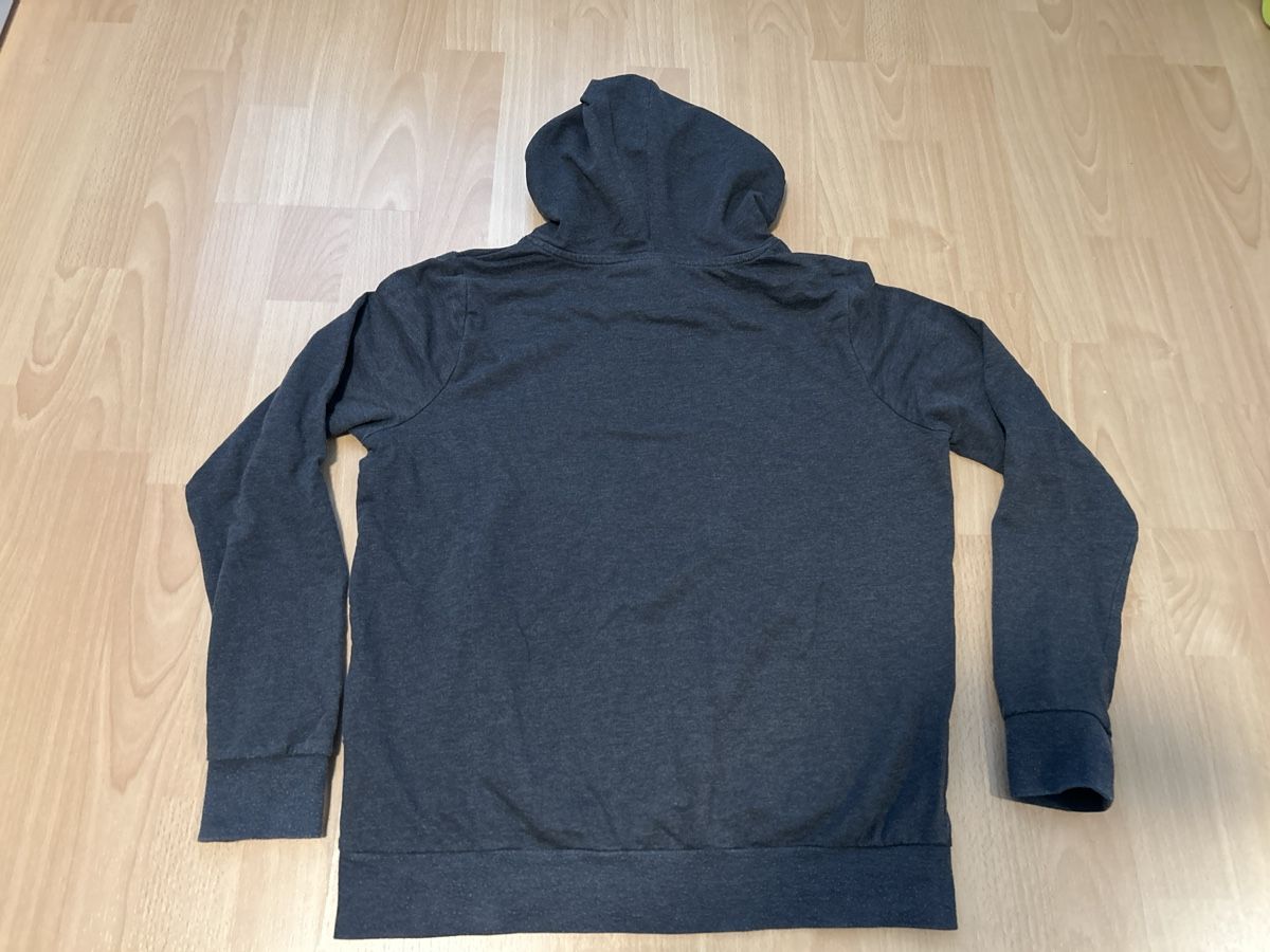Pullover & Sweatshirts: Kapuzen-Pullover Gr.40 – Gebraucht aus Kreuzlingen von jamie45 2