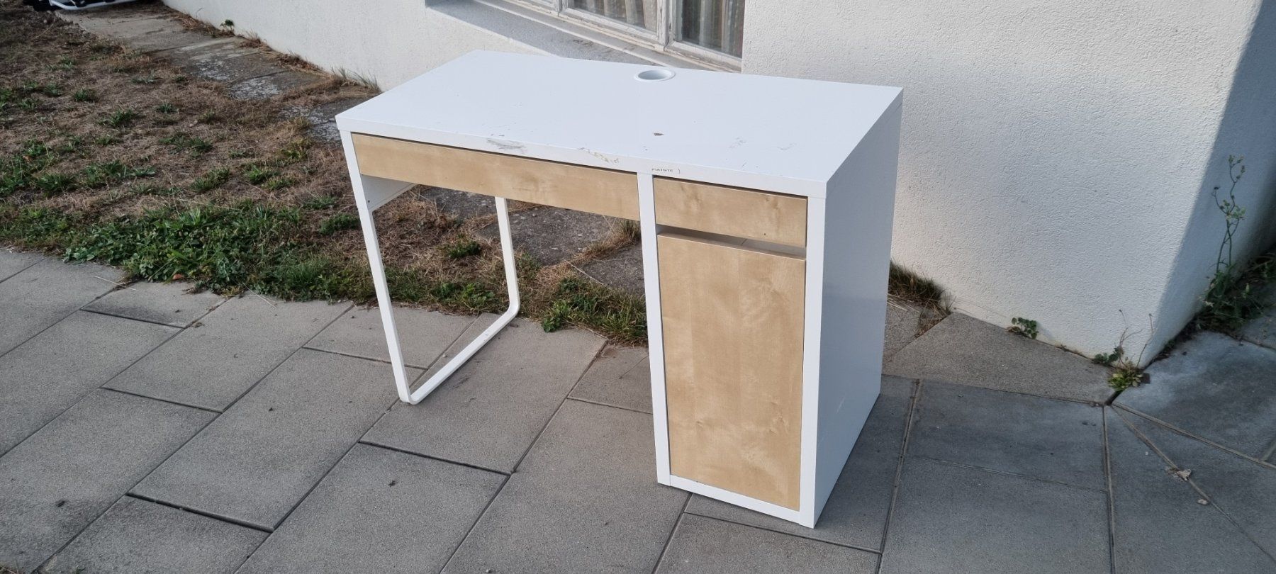 Scrivanie: Ikea Kinder-Schreibtisch – Usato da Eggenwil venduto da Patmaan 1