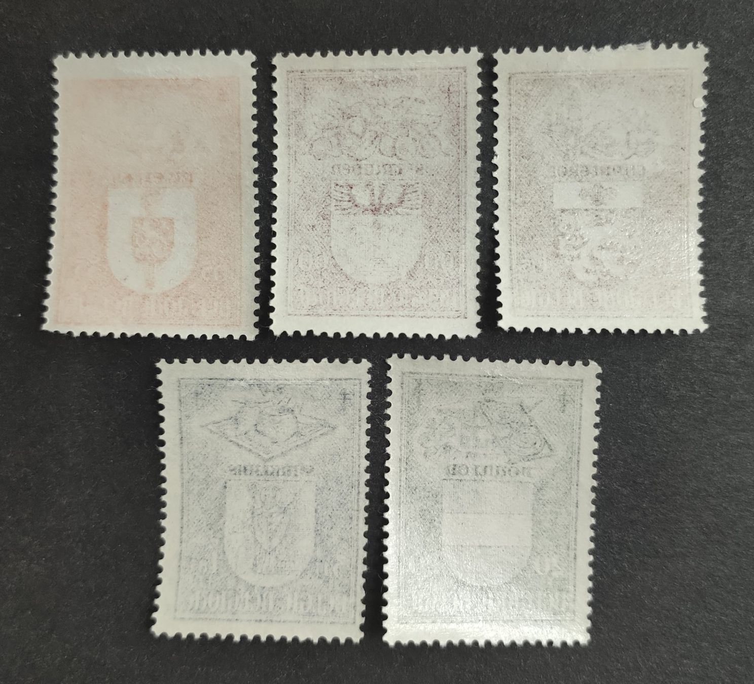 Alle Briefmarken: Belgien 1947, Satz ungestempelt – Gebraucht aus Wil SG von Zazal 1