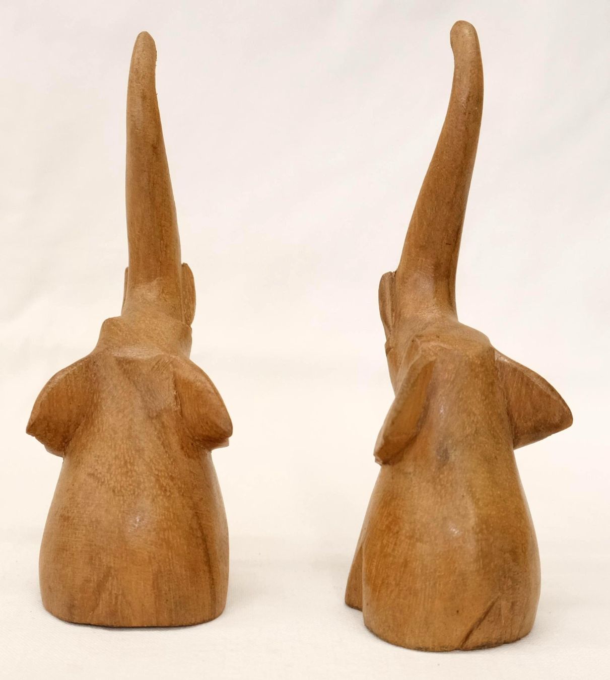 Statuette: Set 2x Elefant aus Holz Schnitzerei – Nuovo (secondo la descrizione) da Zürich venduto da Masala-Oase 4