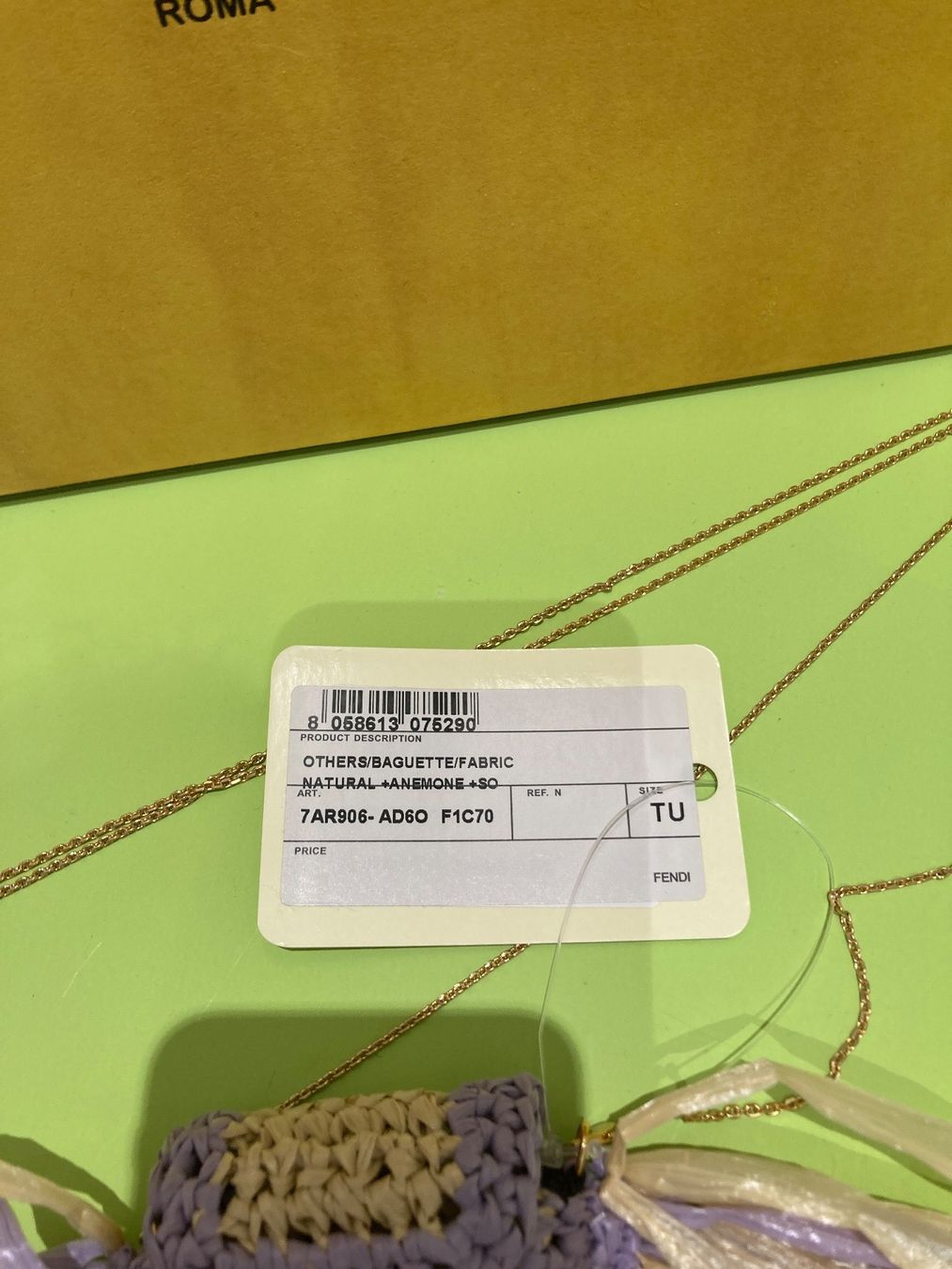 Fendi Borse da donna: Fendi mini Bag charm (NEW) – Nuovo e nell'imballaggio originale da Paradiso venduto da Kayakara 7