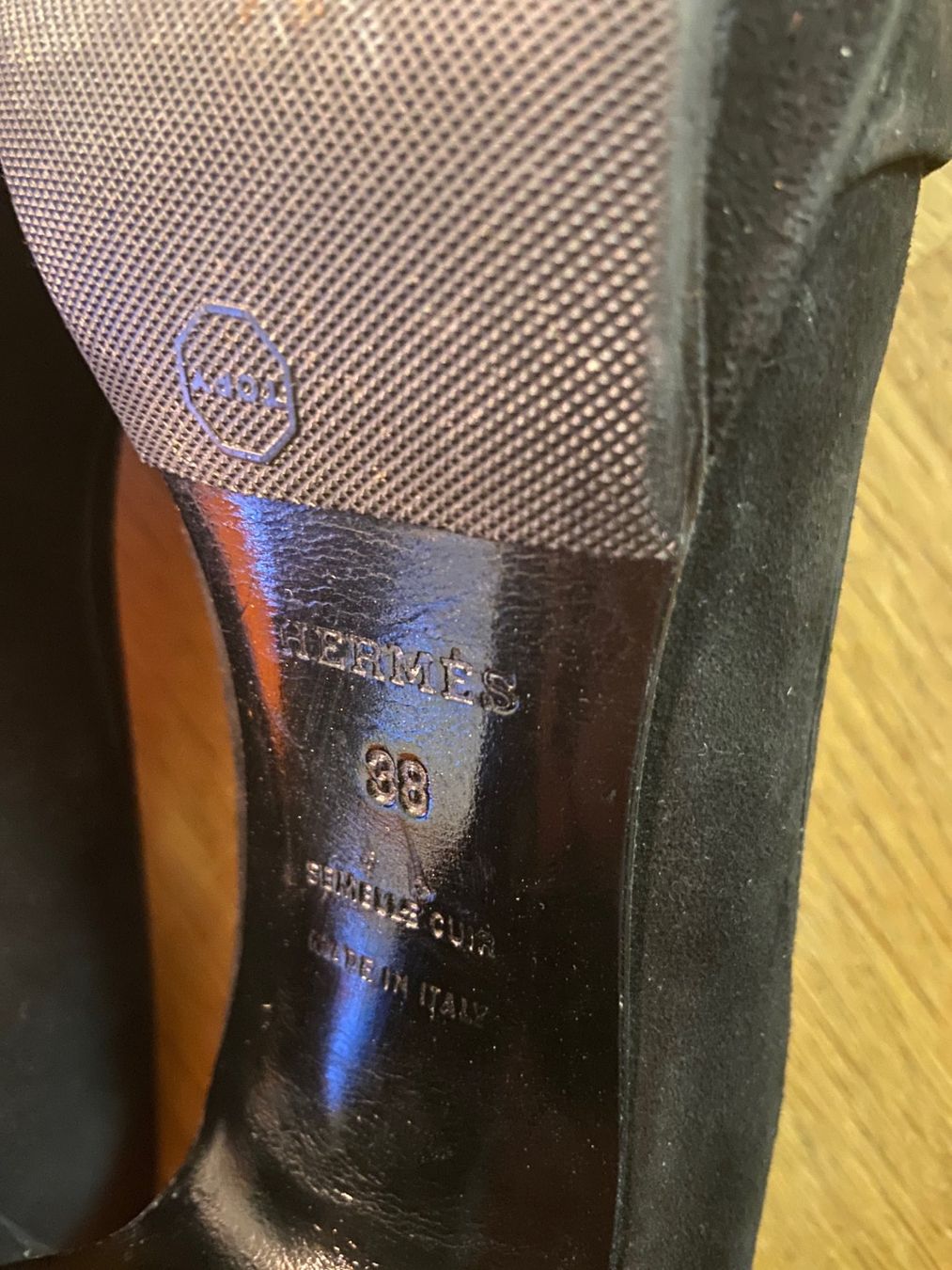 Hermès Scarpe da donna: Hermes | schwarzer Pumps, Wildleder, Grösse 38 – Usato da Urdorf venduto da Kandis02 5