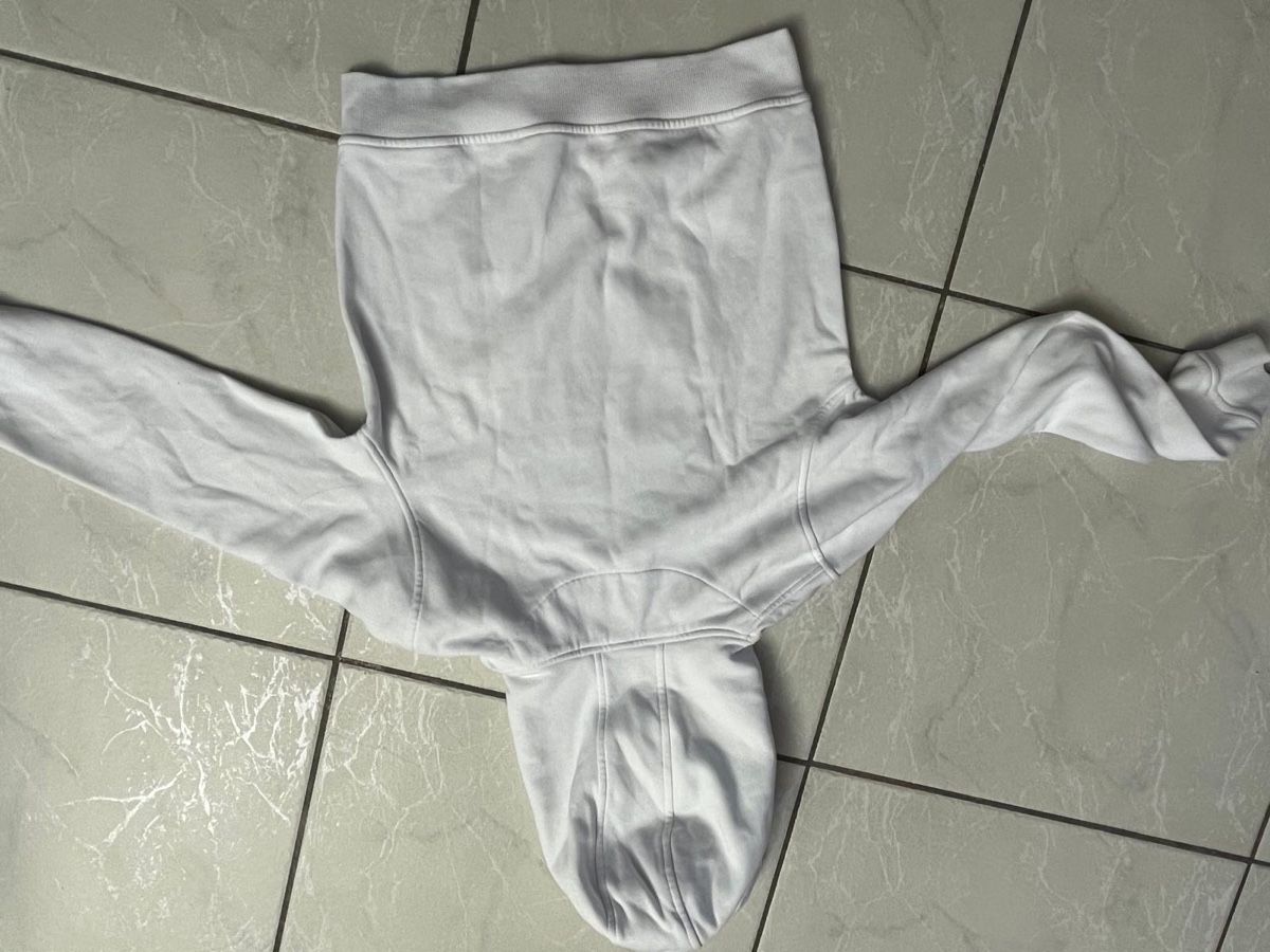 Maglioni & Felpe: Kapuzenpulli – Usato da Regensdorf venduto da Chasquis 1
