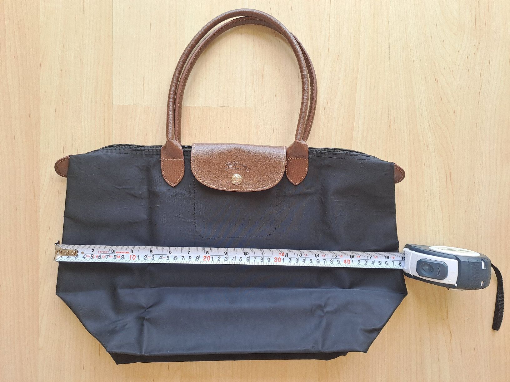 Taschen für Damen: Sac à main de type Longchamp Pliage Noir – Defekt aus Denens von Chanchantevend 8