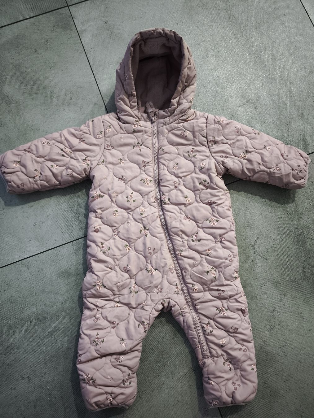 H&M Completi: H&M Girl Winter Overall – Usato da Studen BE venduto da Dianatorres 3