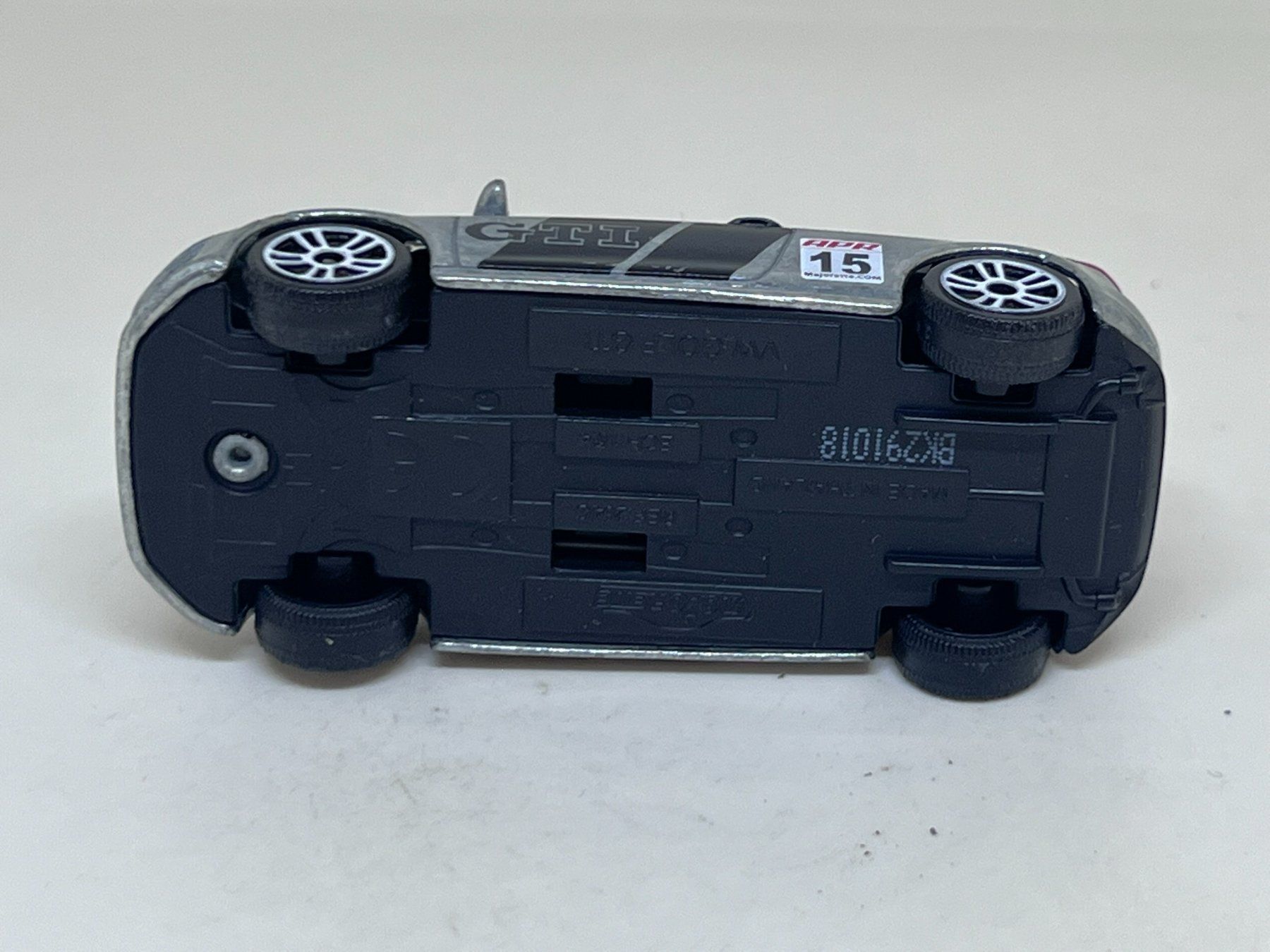 Majorette Modellini d'auto: Majorette VW Golf GTI #379 – Usato da Wildegg venduto da LaaBoutique 3