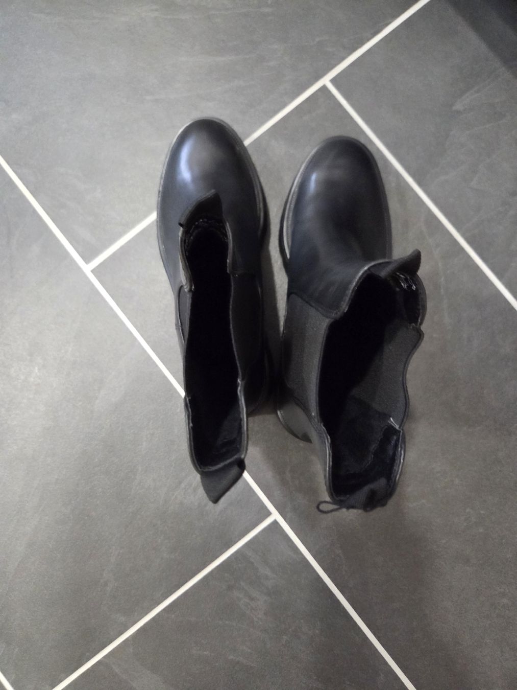 Tamaris Damenschuhe: Schwarze Boots Tamaris Grösse 39, Neu – Neu (gemäss Beschreibung) aus Döttingen von kla_2gxb 1