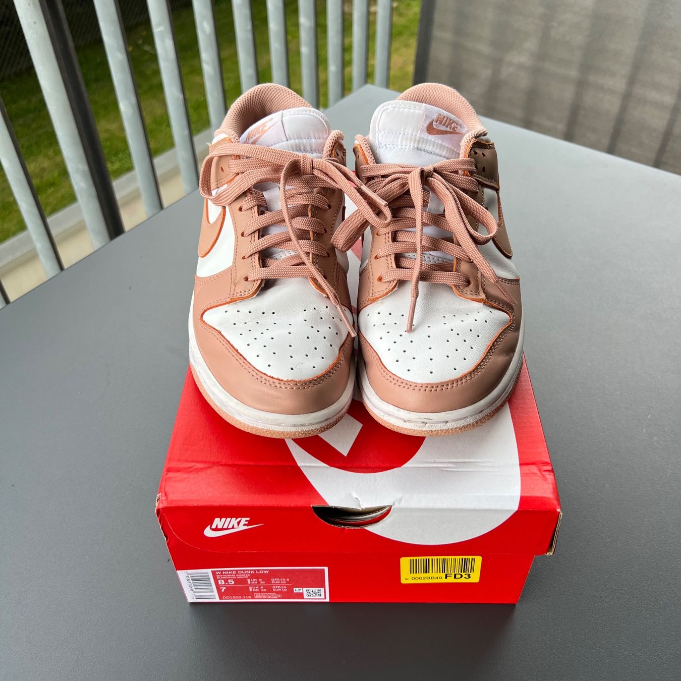 Nike Scarpe da donna: Sneakers Nike Dunk Low W - EU 40 – Usato da Marin-Epagnier venduto da SuziManu 1
