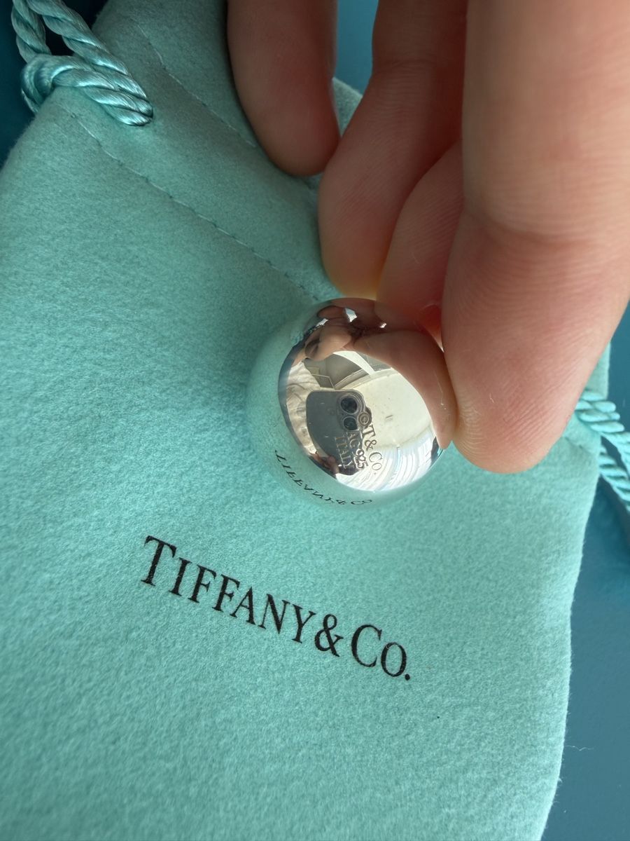 Tiffany & Co. Anhänger: Tiffany & Co. HardWear Silver charm Ball – Neu (gemäss Beschreibung) aus Zürich von nat_k 6
