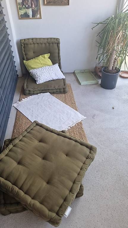 Coussins: 4 Kissen – D'occasion à Bern par con_z5wd 1