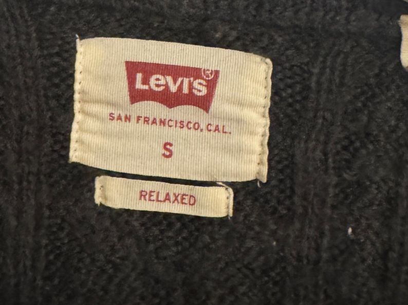 Levi's Maglioni & Felpe: Levi's Strickpullover, Grösse S, Dunkelgrau, Relaxed Fit – Usato da Chur venduto da schoel 2
