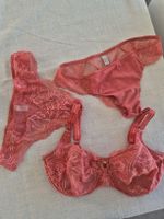Lingerie Triumph: soutien-gorge 75E et 2 slips 40