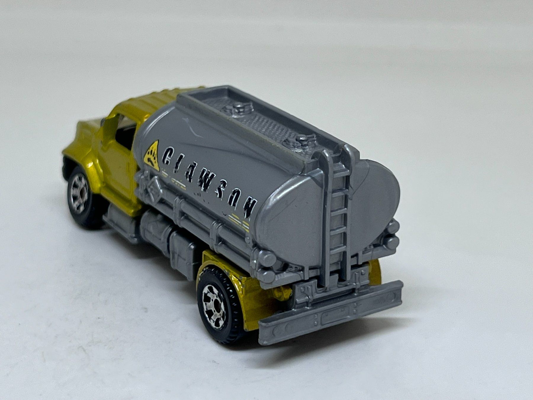 Matchbox Voitures modèles: Matchbox Utility Truck #789 – D'occasion à Wildegg par LaaBoutique 2