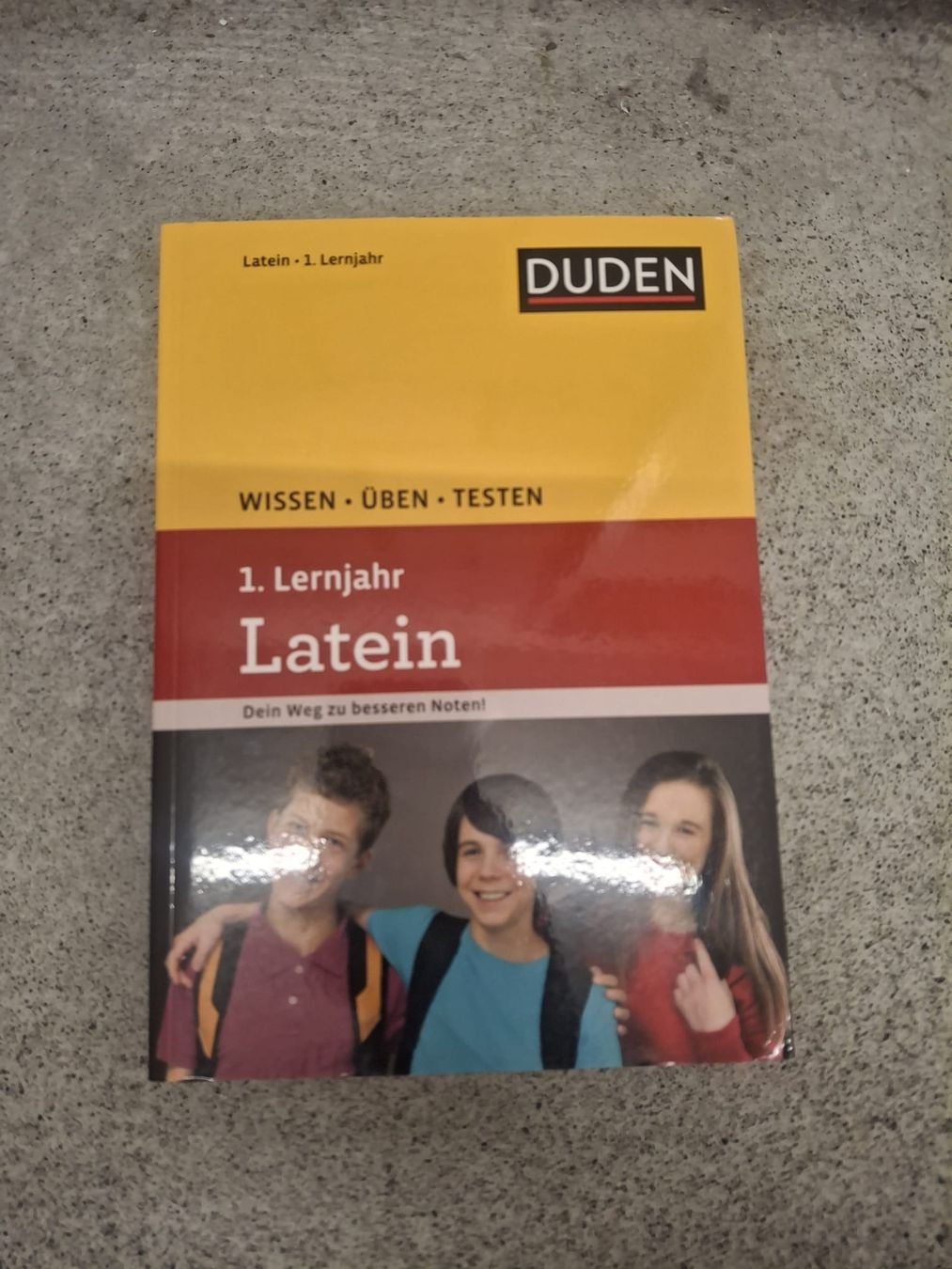 Livres: Buch Latein 1. Klasse – Neuf (Voir description) à Brugg AG par ahauserd