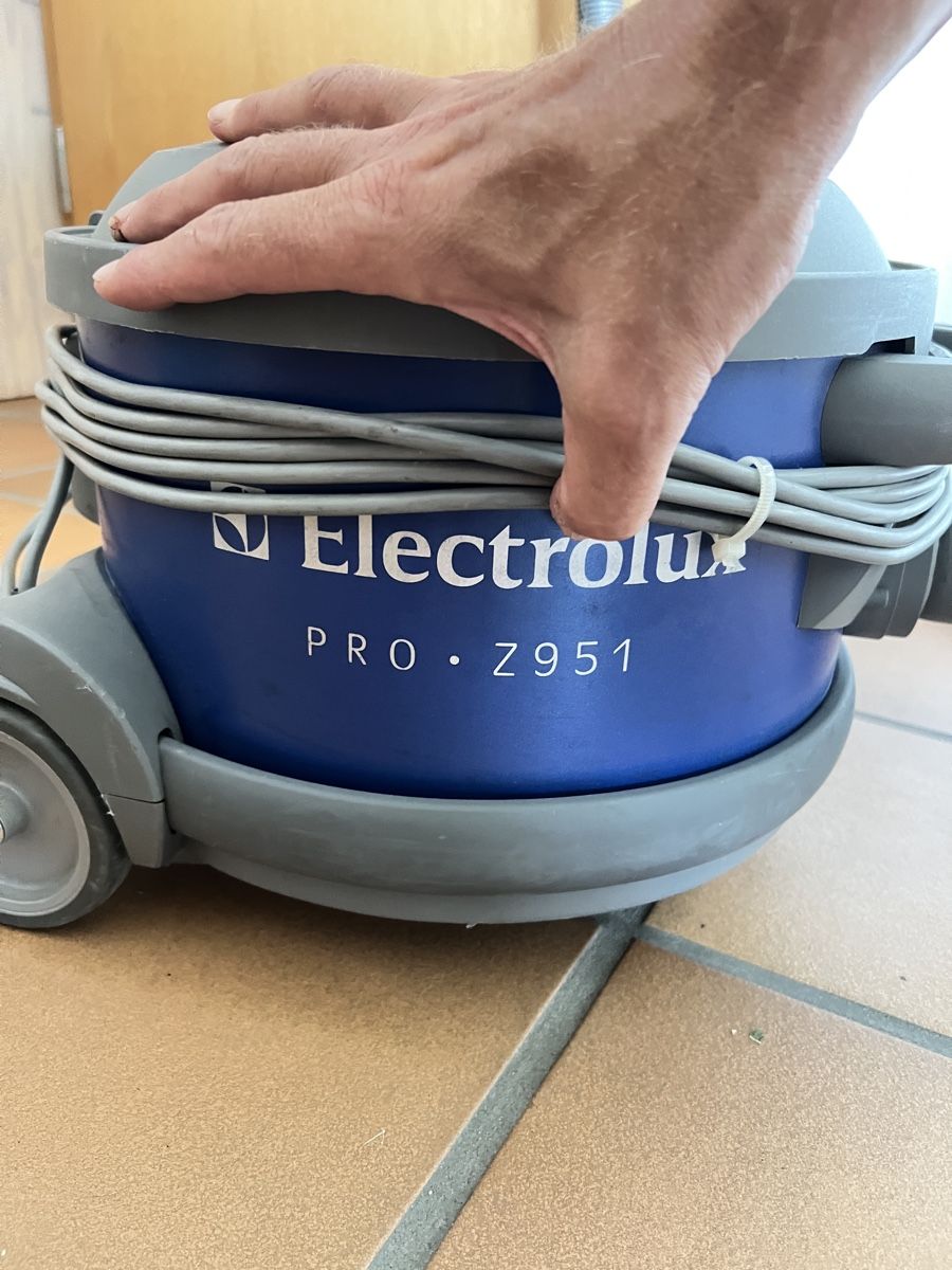 Electrolux Staubsauger & Zubehör: Electrolux Pro Z951 – Gebraucht aus Bellach von arockaboy1234 2