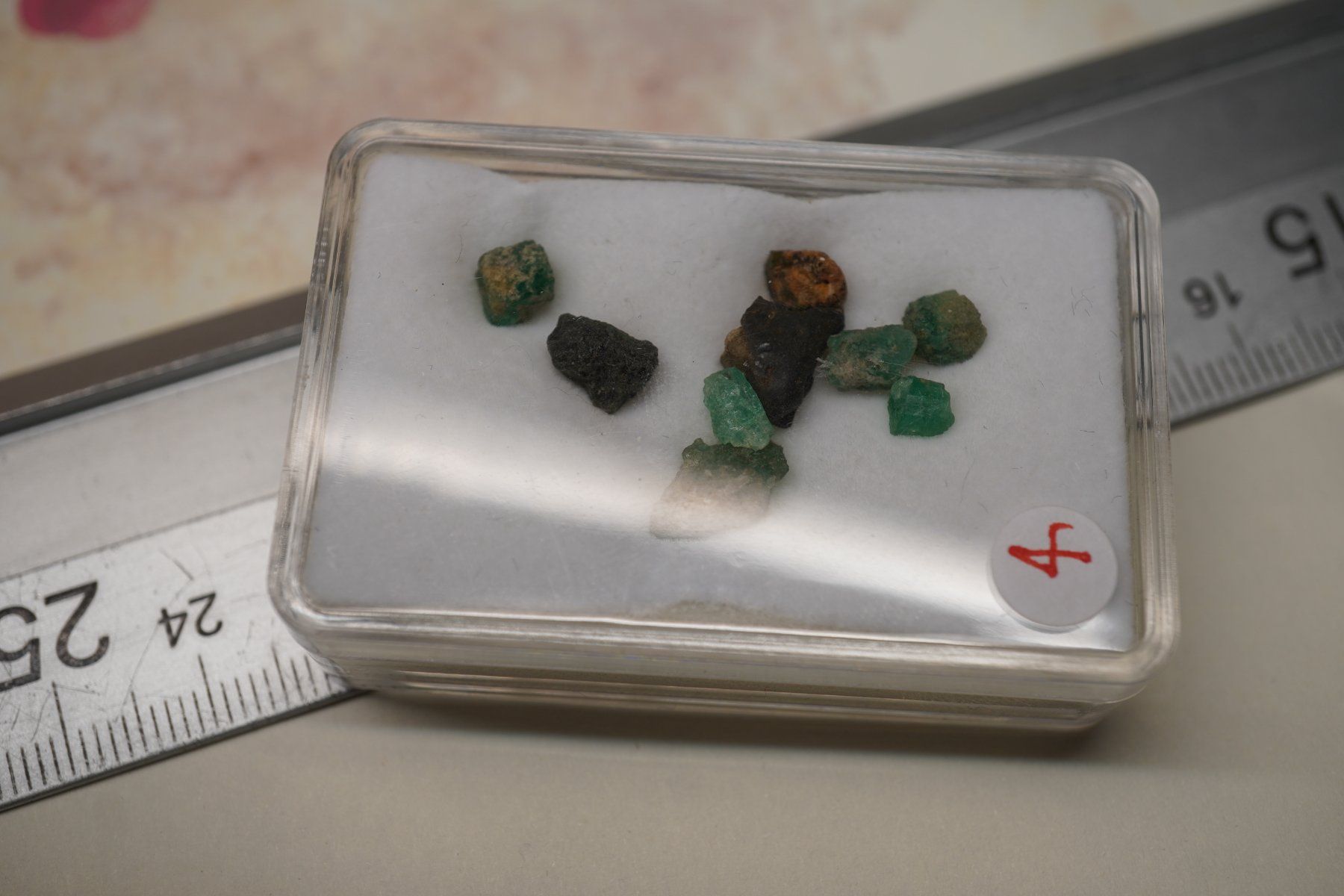 Pietre preziose: Set  Smaragd    Kolumbien   Messen ca  9mm  10stk – Nuovo e nell'imballaggio originale da Eschenbach SG venduto da topstone 5