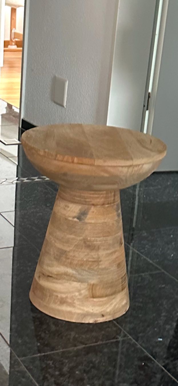 Maisons du monde Tavoli: Beistelltisch aus Mangoholz – Nuovo (secondo la descrizione) da Dietikon venduto da ned_lj5t 1