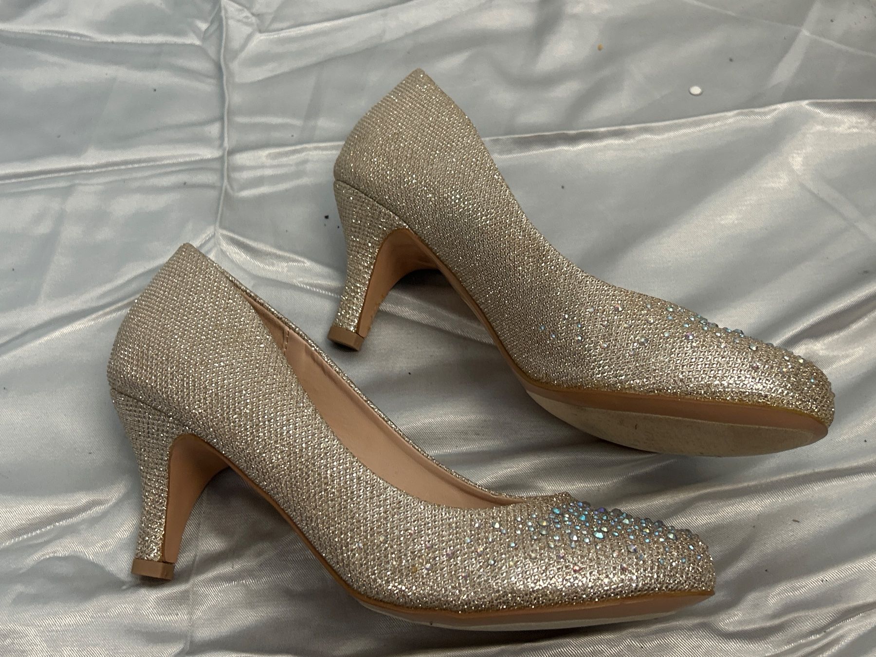 Scarpe da donna: Fabulicious Pumps Gr 37 Gold mit Strass Neu – Nuovo e nell'imballaggio originale da Regensdorf venduto da Spyke55 3