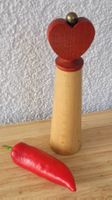 Schöne Vintage Pfeffermühle Holz Mahlwerk Sonderegger 