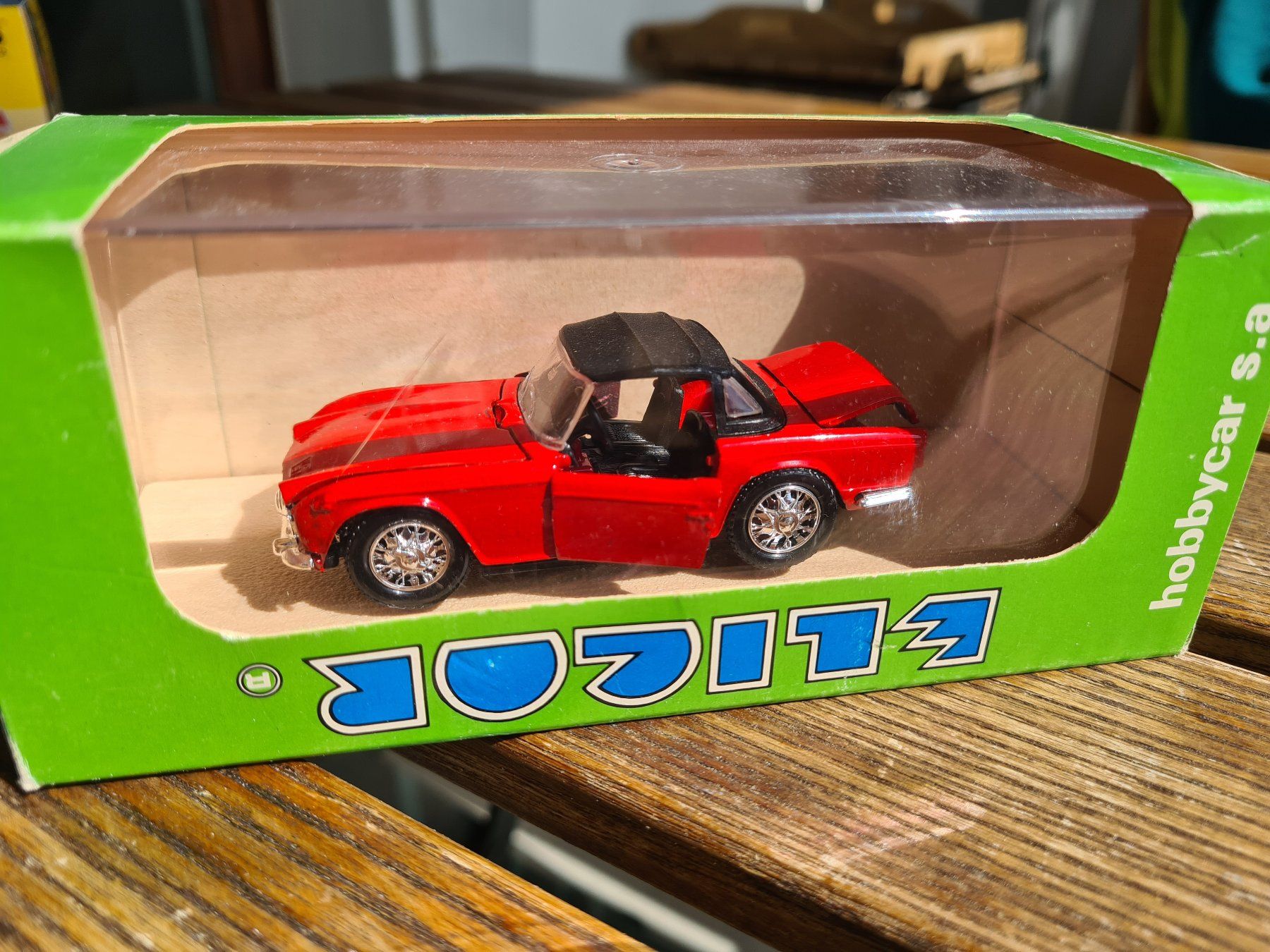 Triumph Modellini d'auto: ELIGOR TRIUMPH TR-4 – Usato da Basel venduto da Solarbebop