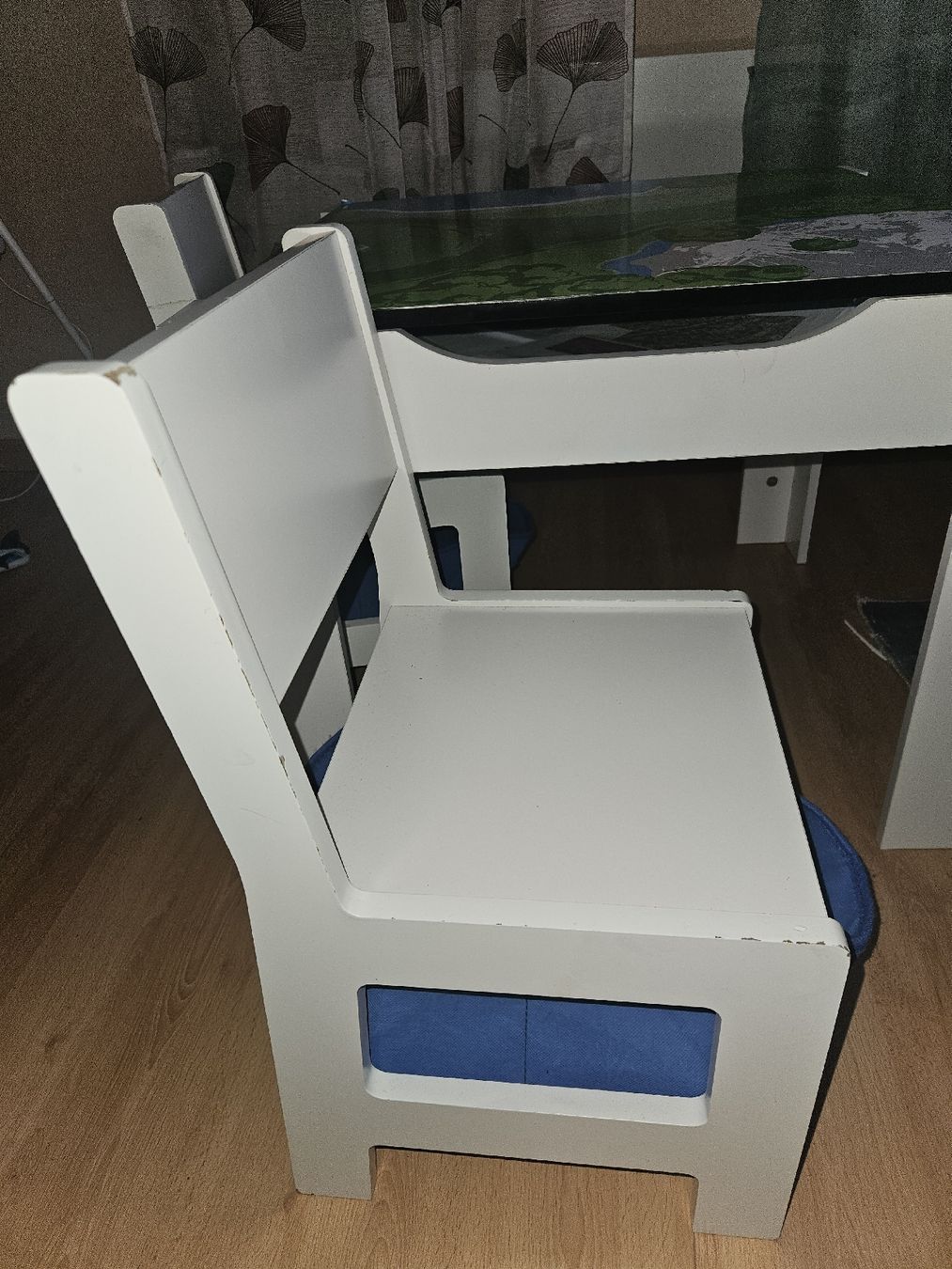 Set di tavolo e panche: Kindertisch mit Stühlen – Usato da Oberwil BL venduto da blackdiamond14 2