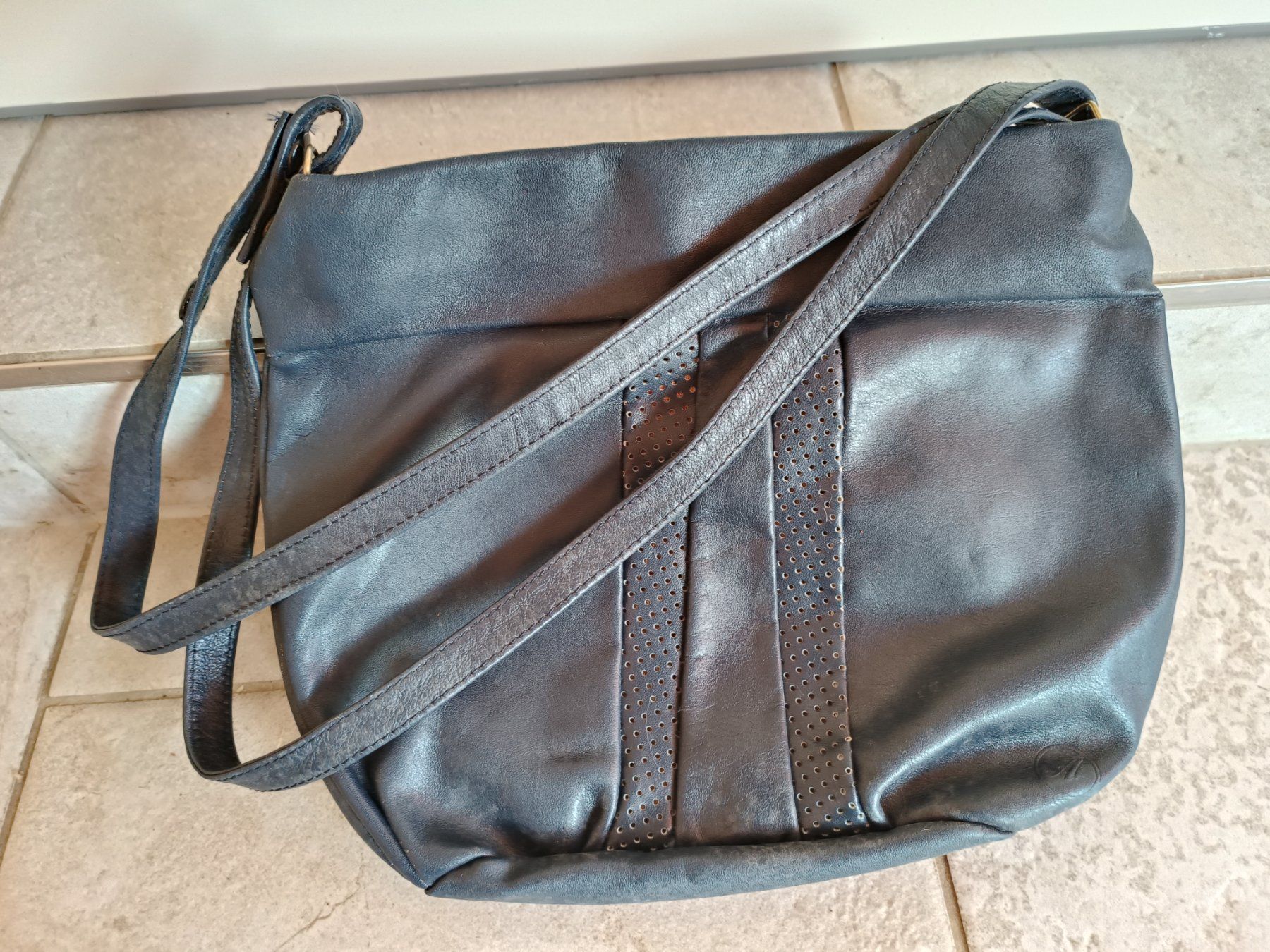Taschen für Damen: Herzige Damenhandtasche – Gebraucht aus Aesch BL von Rerosa43