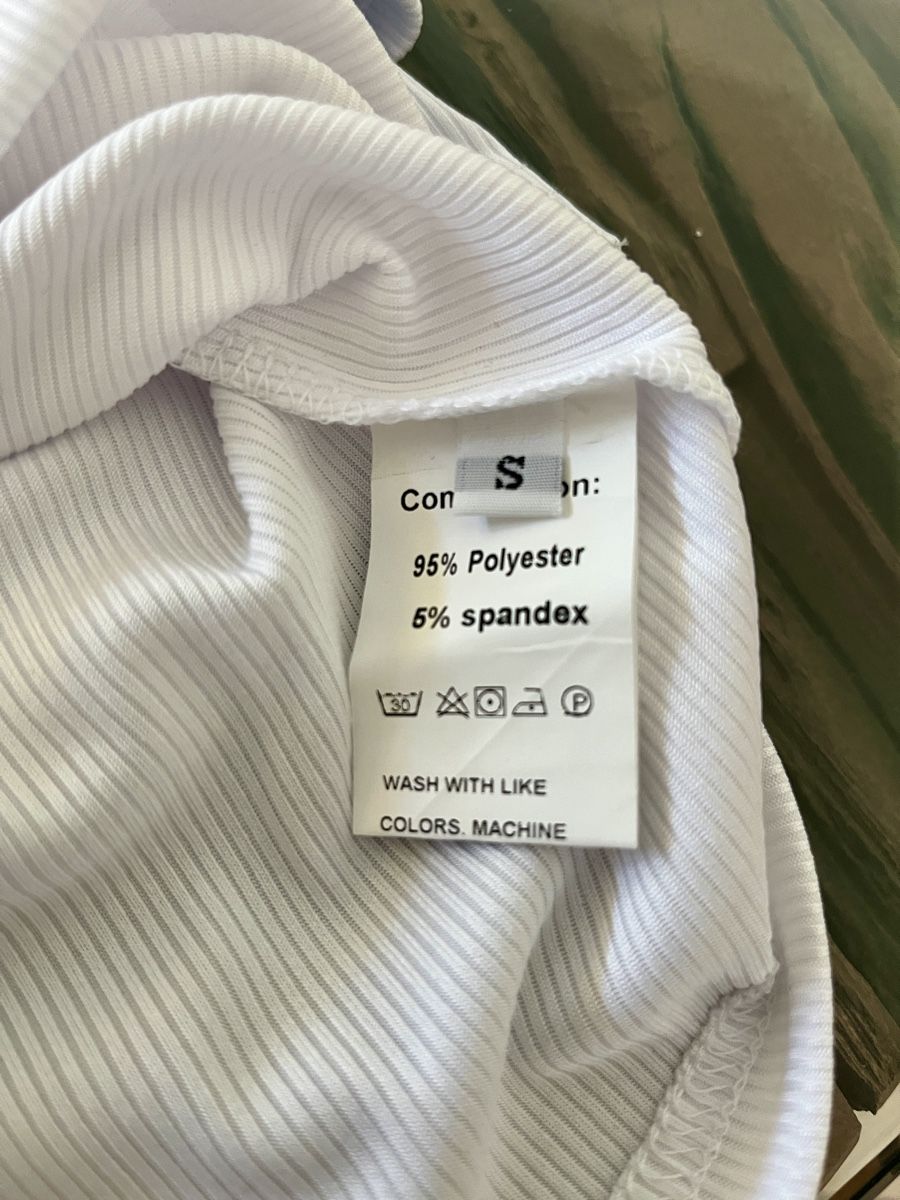 Tops: Ripptops mit integriertem BH – Neu (gemäss Beschreibung) aus Aarburg von Juere8 2
