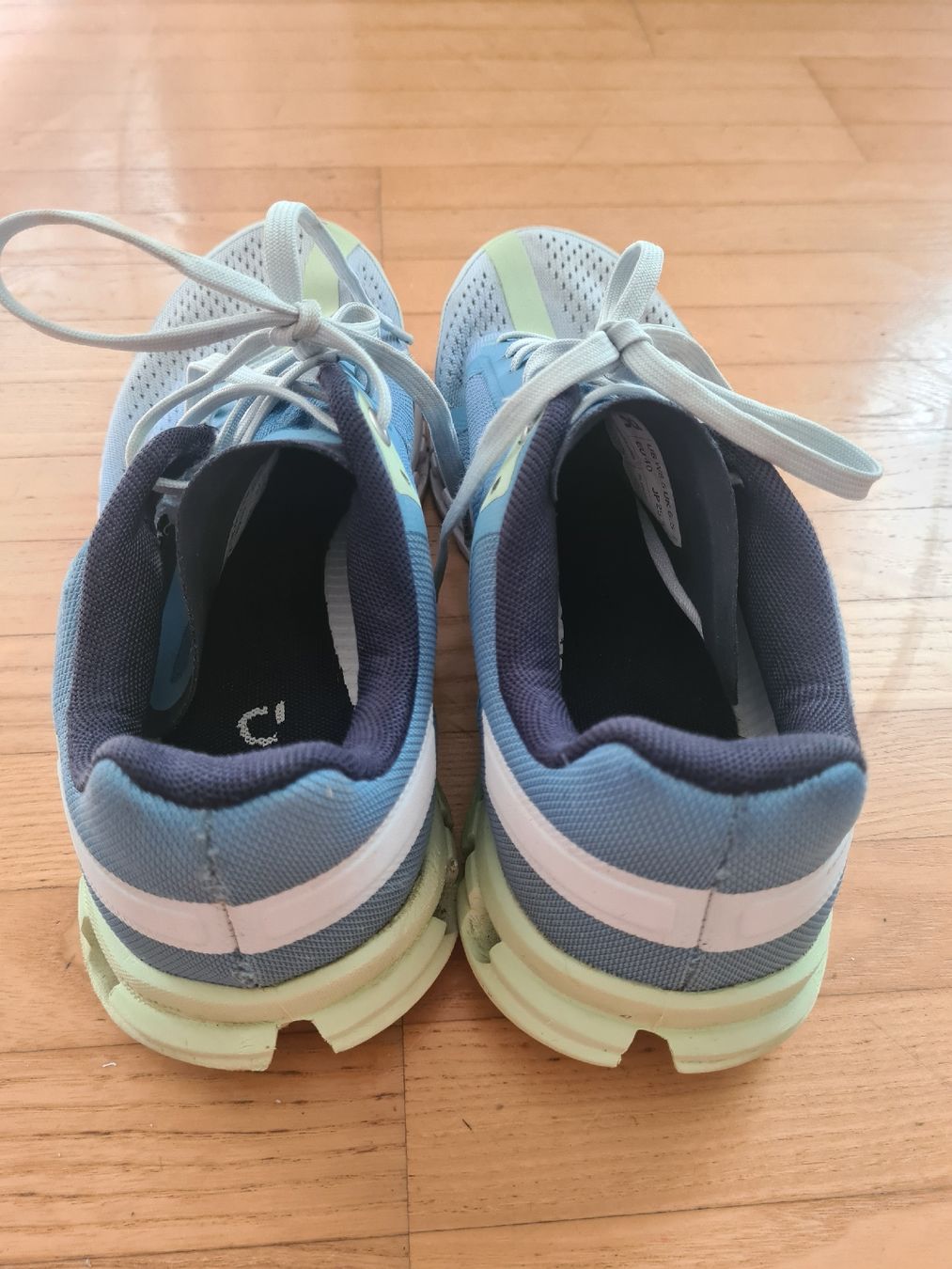 On Scarpe da uomo: ON sneakers, blau-weiss-hellgrün, gr. 40 – Usato da Steinhausen venduto da MilaB 4