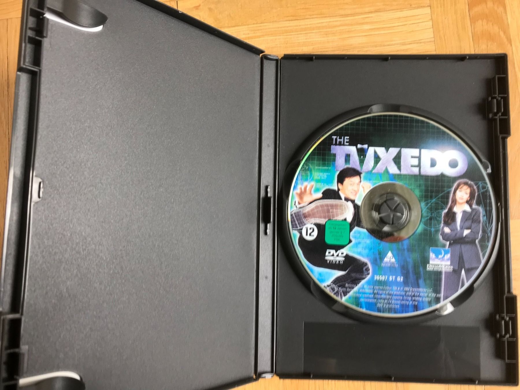 Alle DVDs: The Tuxedo (2002) - DVD – Gebraucht aus Zürich von  1