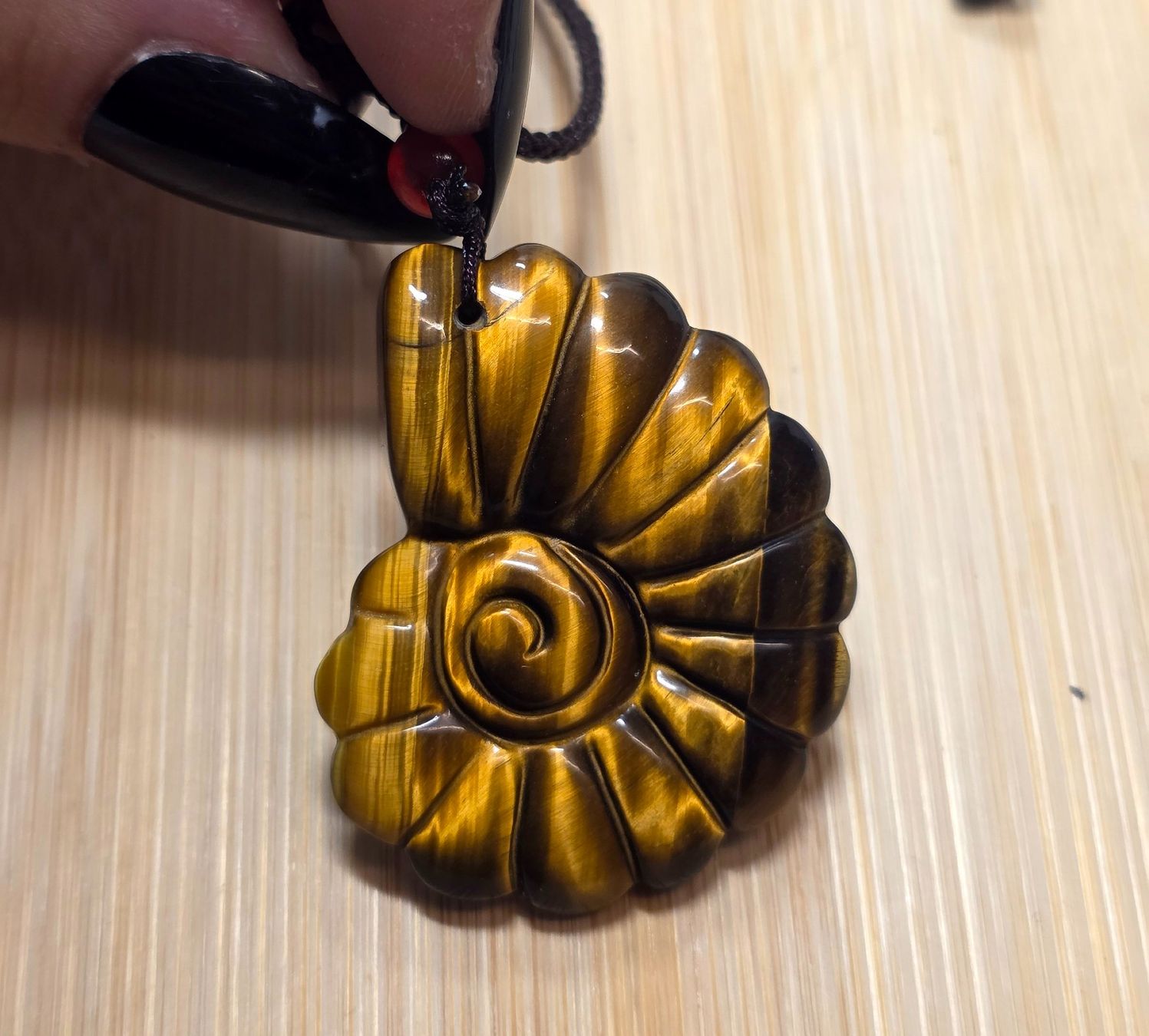 Minerali & Pietre curative: Tigerauge Schnecken Kette – Nuovo e nell'imballaggio originale da Matzingen venduto da Shay_Crystalz 2