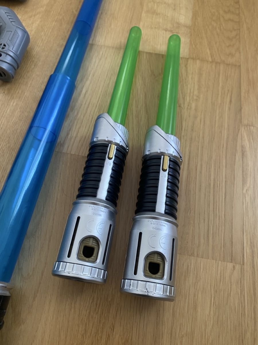 Hasbro Giocattoli: Star Wars Bladebuilders: Electronic lightsaber (Hasbro) – Usato da Dotzigen venduto da MichelleW00 3