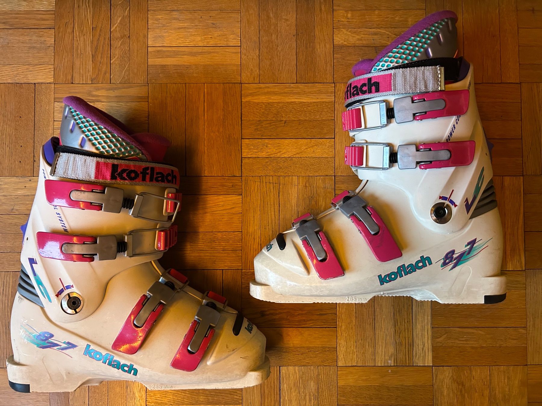 Scarpe da donna: Koflach Skischuhe, Gr. 24.0 – Usato da Wil SG venduto da Bitzitom