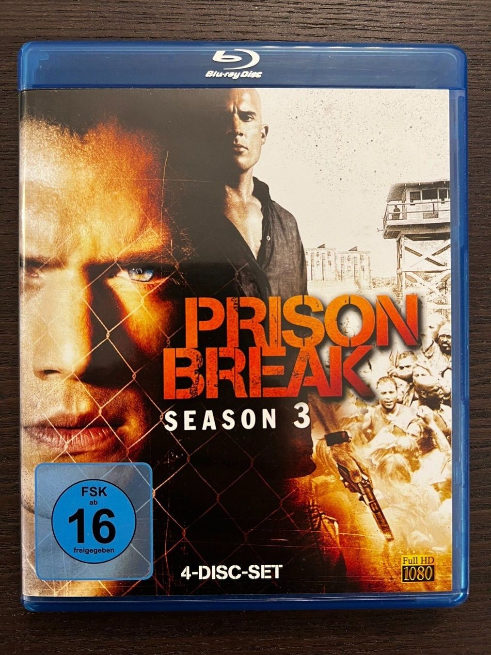 Tutti i DVDs: Prison Break - Season 3 – Usato da Zürich venduto da Blu-ray_ZH