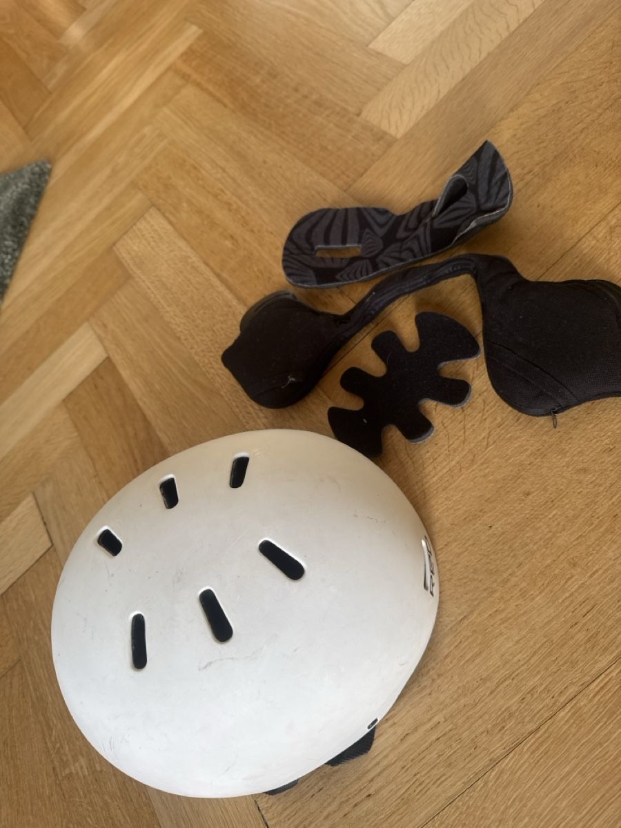 Caschi: Skihelm S/M – Usato da Zürich venduto da gi_ner