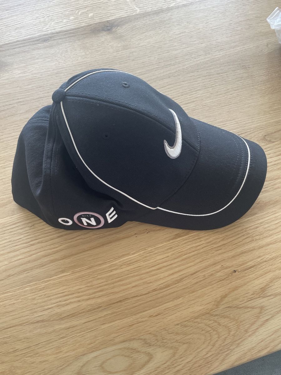 Nike Copricapi, berretti & cappellini: Coole Nike Golf/Tiger – Usato da Bellach venduto da Kirtap21 1