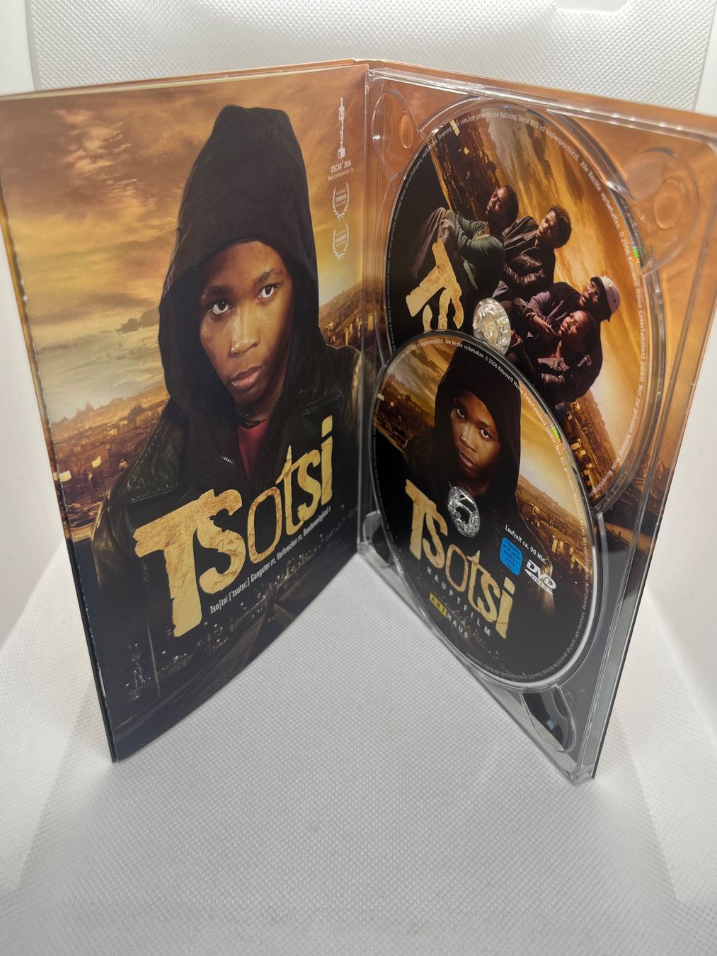 Alle DVDs: DVD Tsotsi Special Edition 2 DVDs – Gebraucht aus Hinterkappelen von Kim1992 2
