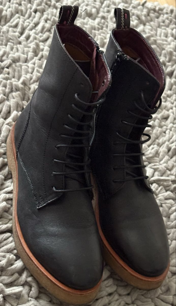 Scarpe da donna: Stiefeletten Leder Gr. 37 – Usato da Glattbrugg venduto da Jaspis10