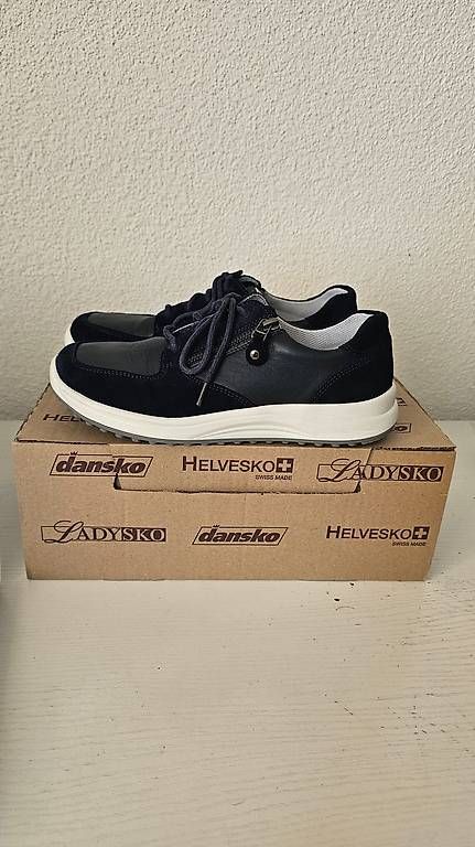 Scarpe da donna: Helvesko Damenschuhe – Usato da Sursee venduto da nei_7klk 2