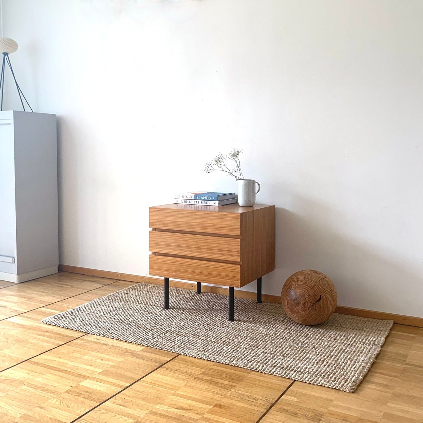 Cassettiere: Kleine Kommode/Sideboard aus den 60er Jahren – Usato da Winterthur venduto da Trouvailles-77 1