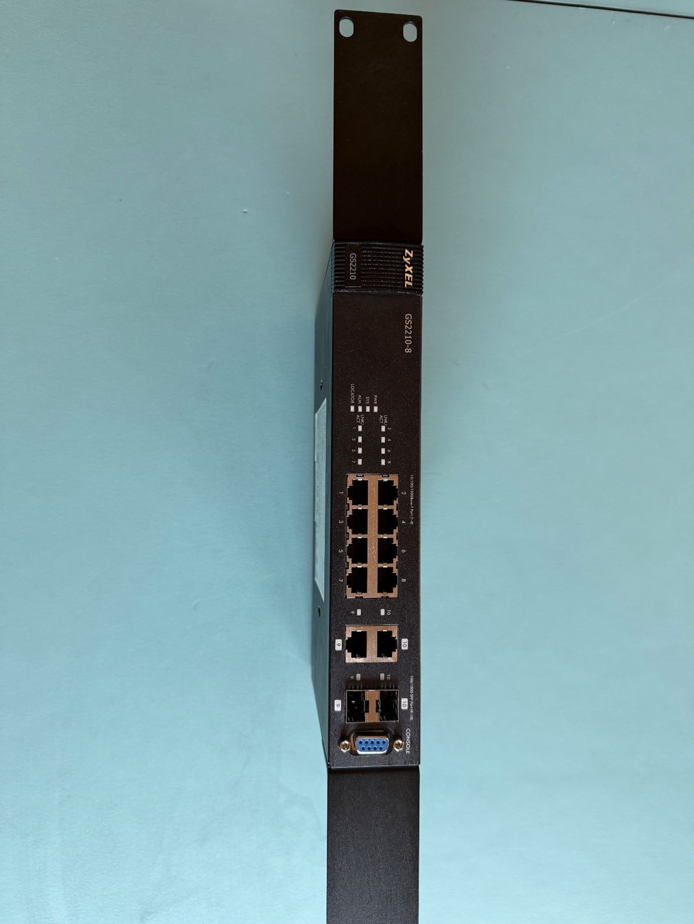 Zyxel Hub & Switch: ZYXEL Switch - GS2210-8 – Usato da Untervaz venduto da Tampomas