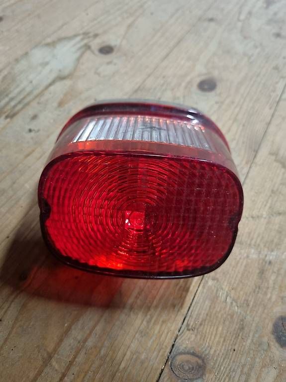Harley-Davidson Tutti i ricambio per moto: Hecklampe Road King/Dyna... – Usato da Gutenswil venduto da Karin1111 1