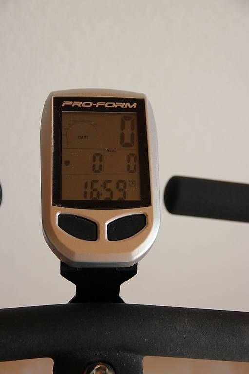 Vélos d'appartement: Vélo d'appartement Pro Form – D'occasion à La Cure par Swiss_glider 1