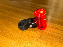 Lampe (rot) für Trotti, Velo/Fahrrad (Velolicht)