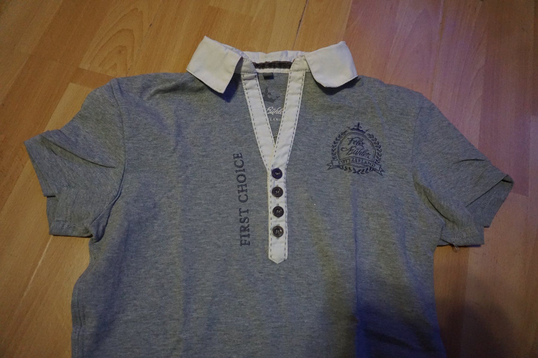 Felix Bühler Magliette Polo: Felix Bühler Polo Shirt Grau, Gr.M – Usato da Zürich venduto da einalemjena 2