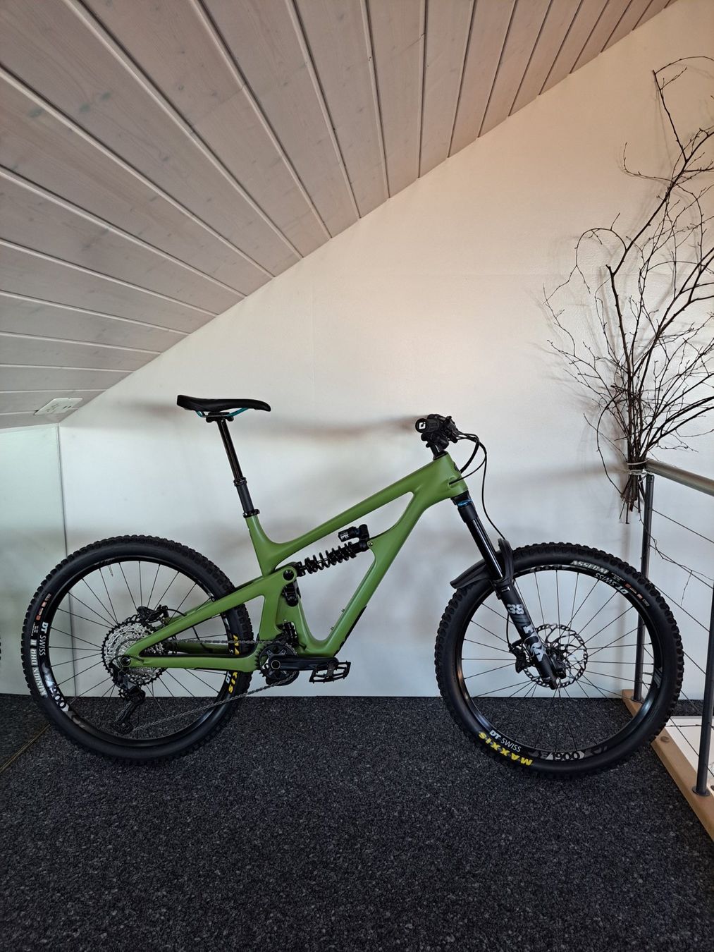 Biciclette: Yeti Sb 165 Carbon Neu – Nuovo e nell'imballaggio originale da Herisau venduto da Tioga