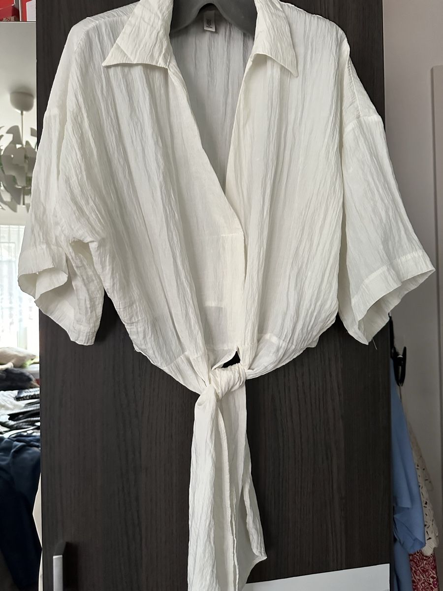 Blusen: Spezielle Damen Oberteil Gr/M – Neu und originalverpackt aus Basel von Ivana_4 1