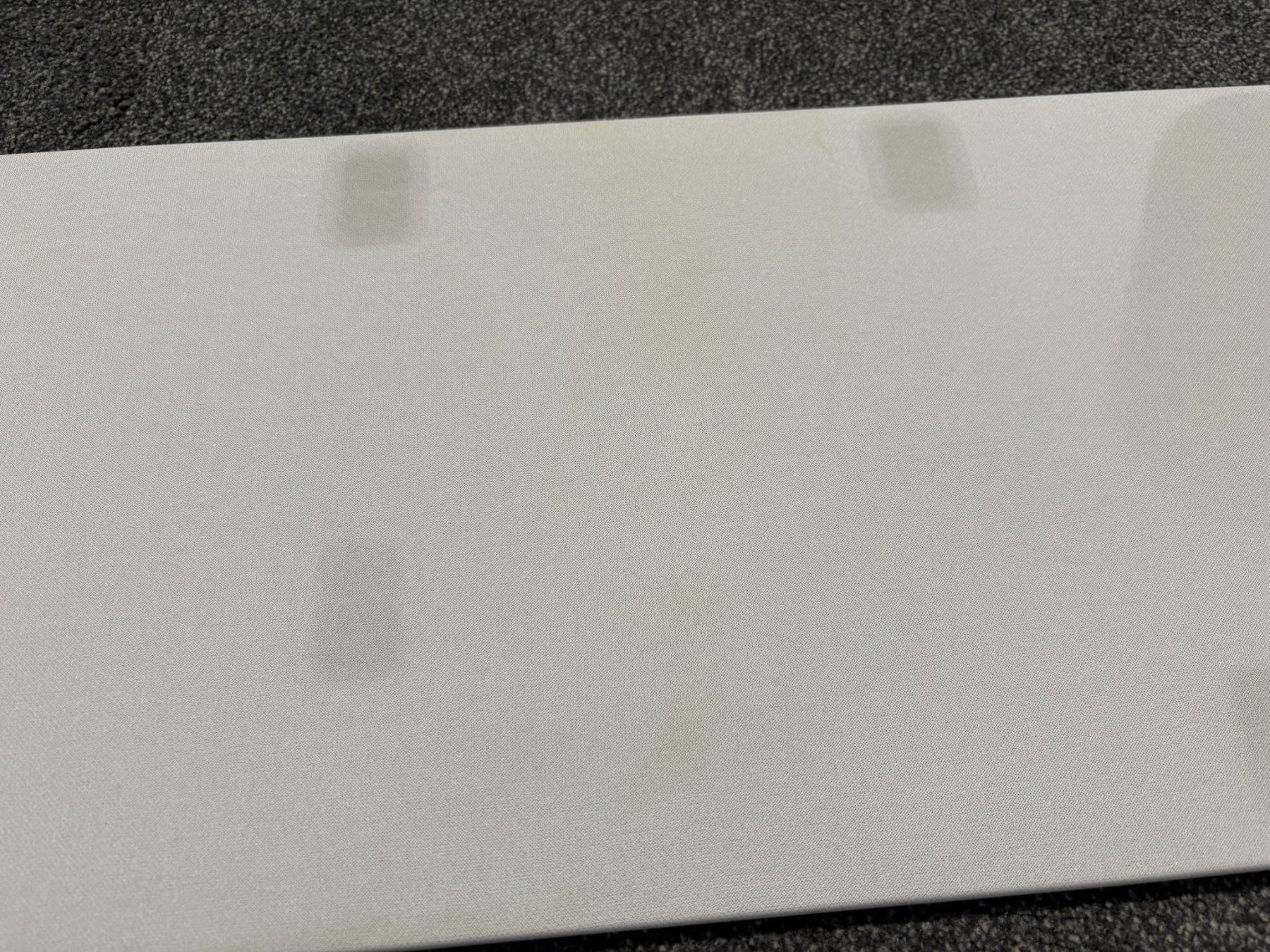 Bang & Olufsen Cover & Protezioni schermo: Front Cover BeoVision 11-40 Weiss – Usato da Hochdorf venduto da av-electronics 3