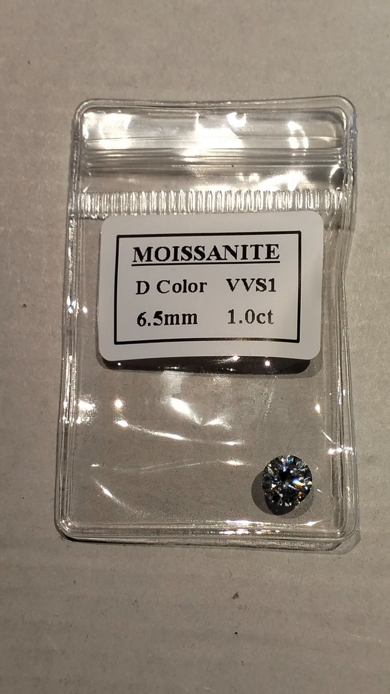 Smerigliatrici & Lucidatrici: Moissanit 1.0ct, 6.5mm – Nuovo e nell'imballaggio originale da Uerkheim venduto da Justi.y 2