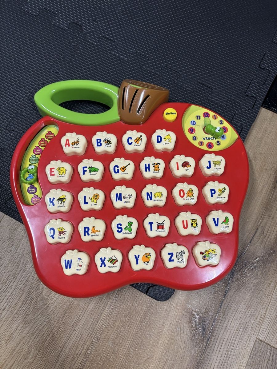 Vtech Spielzeuge: Apfel von Vtech – Gebraucht aus Nussbaumen TG von MNH.